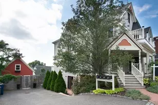 10 Symmes, Boston, MA 02131 - Photo 2