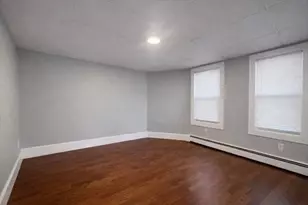 203 London St, Boston, MA 02128 - Photo 4