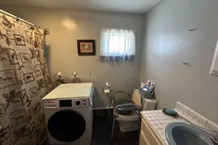 19 Granite St, Uxbridge, MA 01569 - Photo 8