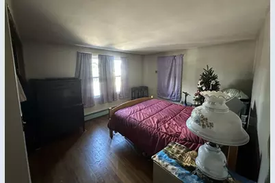 19 Granite St, Uxbridge, MA 01569 - Photo 10