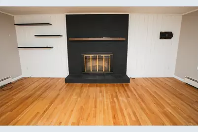 40 Newell Pond Rd, Greenfield, MA 01301 - Photo 8