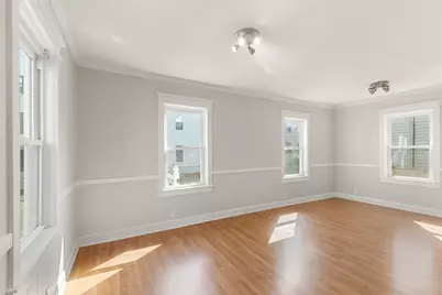 17 Osgood St, Salem, MA 01970 - Photo 6