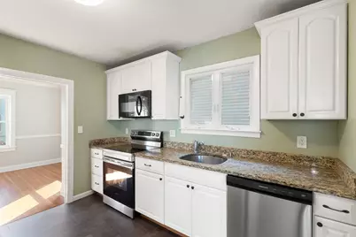 17 Osgood St, Salem, MA 01970 - Photo 8