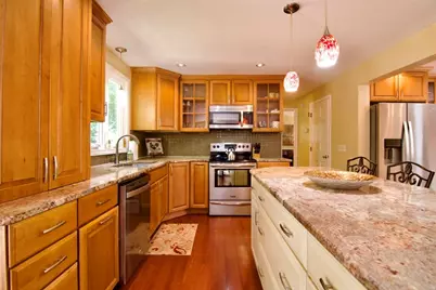 326 Flynt St, Palmer, MA 01069 - Photo 12