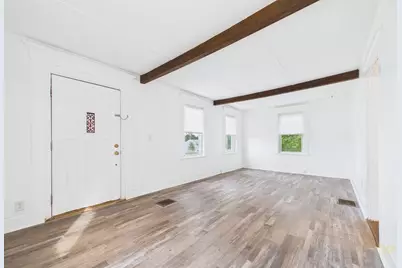887 Shawmut Ave, New Bedford, MA 02746 - Photo 4