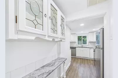 887 Shawmut Ave, New Bedford, MA 02746 - Photo 12