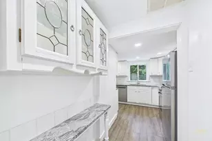 887 Shawmut Ave, New Bedford, MA 02746 - Photo 12