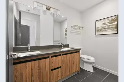 531-533 E 2nd St #201, Boston, MA 02127 - Photo 12