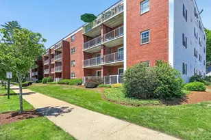 65 Webster St, Weymouth, MA 02190 - Photo 2