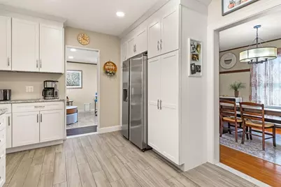 31 Freeman Ave, Everett, MA 02149 - Photo 12