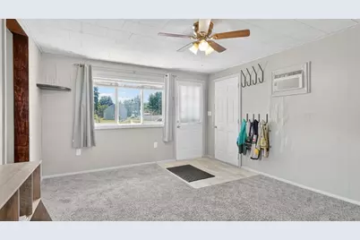 31 Shaker Rd, Westfield, MA 01085 - Photo 8