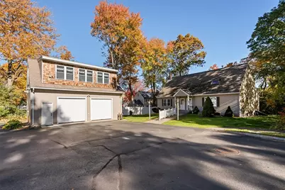 179 Pilgrim Rd #2, Haverhill, MA 01832 - Photo 2