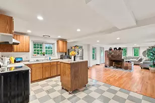 34 George St, Mendon, MA 01756 - Photo 10