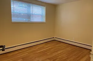 1105 Lexington St, Waltham, MA 02452 - Photo 8