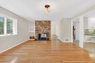 1 Punch Bowl Dr, Falmouth, MA 02540 - Photo 16