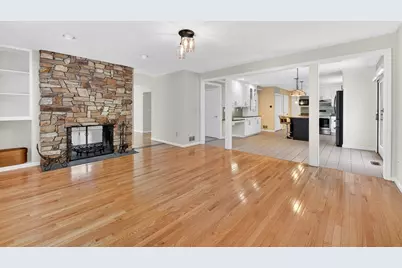 1 Punch Bowl Dr, Falmouth, MA 02540 - Photo 14