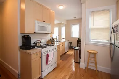 15 Kenwood St #1, Brookline, MA 02446 - Photo 6