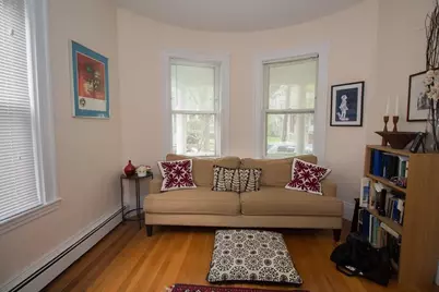 15 Kenwood St #1, Brookline, MA 02446 - Photo 2