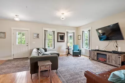 5 Powell St #B, Harvard, MA 01434 - Photo 4