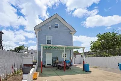 18 Washburn Ave, Brockton, MA 02301 - Photo 2