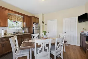 18 Washburn Ave, Brockton, MA 02301 - Photo 16