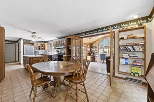 31 Shirley St, Wilbraham, MA 01095 - Photo 12