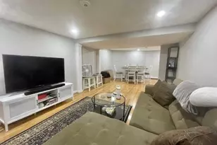 1872 Commonwealth Ave, Boston, MA 02135 - Photo 2