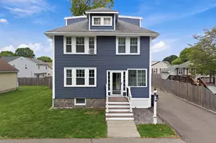 11 Conrad St, Quincy, MA 02169 - Photo 2