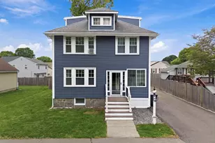 11 Conrad St, Quincy, MA 02169 - Photo 2