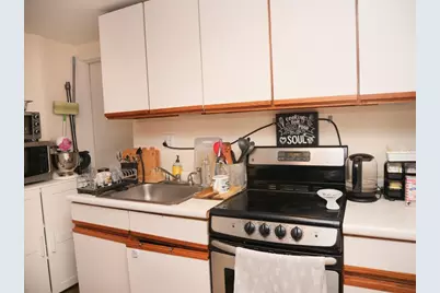 28 Browne #1, Brookline, MA 02446 - Photo 2