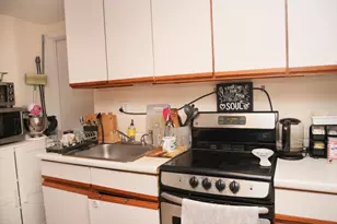28 Browne, Brookline, MA 02446 - Photo 2