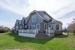 9 Hedge Ln, Falmouth, MA 02540 - Photo 4