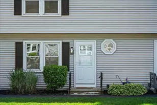 270 Sunderland Rd, Worcester, MA 01604 - Photo 34