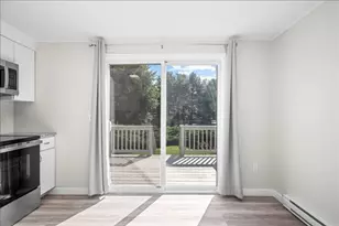 270 Sunderland Rd, Worcester, MA 01604 - Photo 4