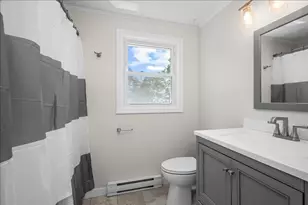 270 Sunderland Rd, Worcester, MA 01604 - Photo 16