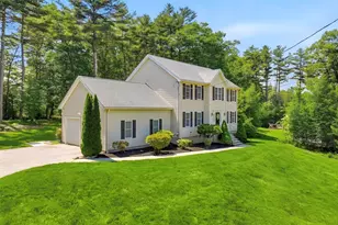 88 Northbridge St, Mendon, MA 01756 - Photo 4