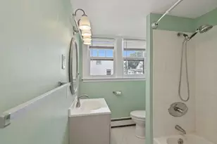 29 Fisher St, North Attleboro, MA 02760 - Photo 28
