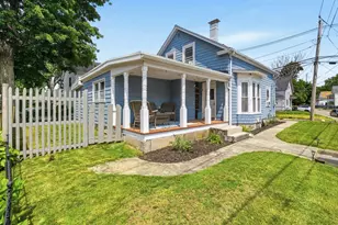 29 Fisher St, North Attleboro, MA 02760 - Photo 2