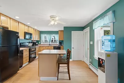 29 Fisher St, North Attleboro, MA 02760 - Photo 14
