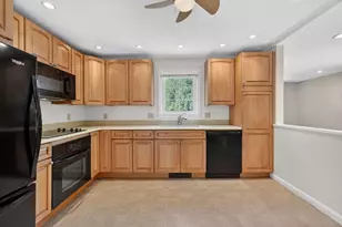 177 Marshall St, Tewksbury, MA 01876 - Photo 4