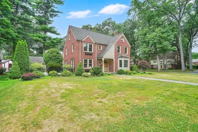 70 Dover Road, Longmeadow, MA 01106 - Photo 2