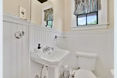 70 Dover Road, Longmeadow, MA 01106 - Photo 16