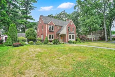 70 Dover Road, Longmeadow, MA 01106 - Photo 2