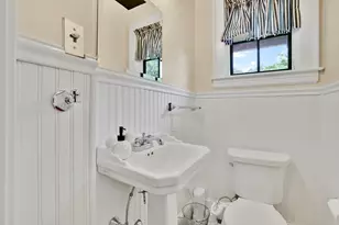70 Dover Rd, Longmeadow, MA 01106 - Photo 16