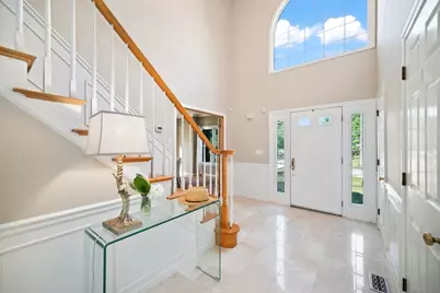 7 Muir Way, Marlborough, MA 01752 - Photo 2