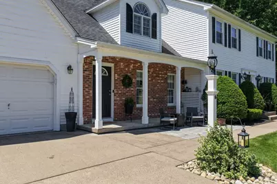 89 Kane Brothers Cir, Westfield, MA 01085 - Photo 2