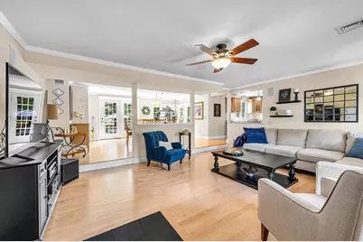 89 Kane Brothers Cir, Westfield, MA 01085 - Photo 6