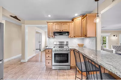 89 Kane Brothers Cir, Westfield, MA 01085 - Photo 12