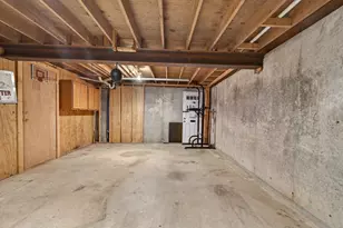 157 Maplewood Ave, Gloucester, MA 01930 - Photo 24