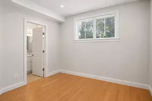 54 Waverly, Boston, MA 02135 - Photo 8